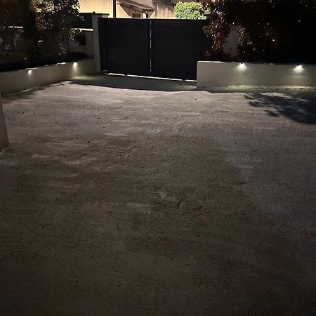 Maison, Jardin, Piscine Parking Pres D'Aix Centre Venelles Luaran gambar
